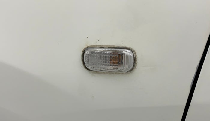 2012 Honda Jazz 1.2 SELECT I VTEC, Petrol, Manual, 80,179 km, Left fender Indicator light - Minor damage