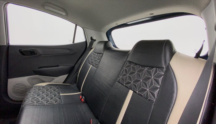 2021 Hyundai GRAND I10 NIOS MAGNA 1.2 KAPPA VTVT, Petrol, Manual, 28,891 km, Right Side Rear Door Cabin