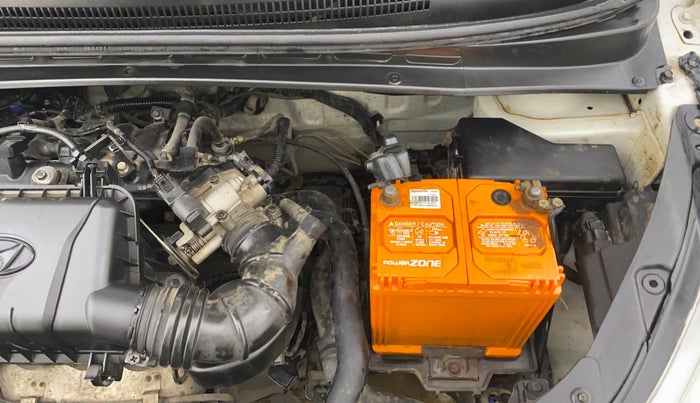 2014 Hyundai i10 MAGNA 1.1, Petrol, Manual, 81,538 km, Engine View - Left