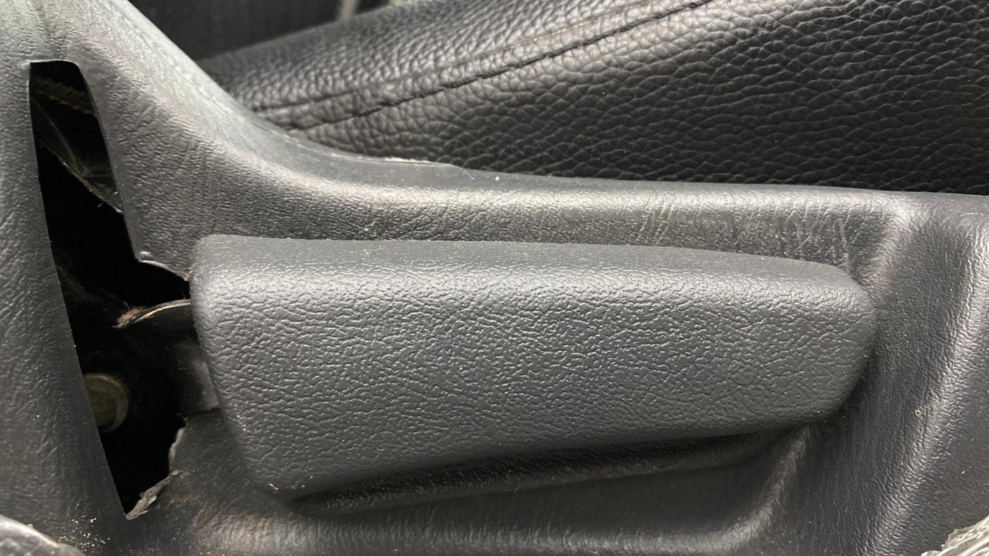 2019 Maruti Alto K10 VXI, Petrol, Manual, 71,719 km, Driver Side Adjustment Panel