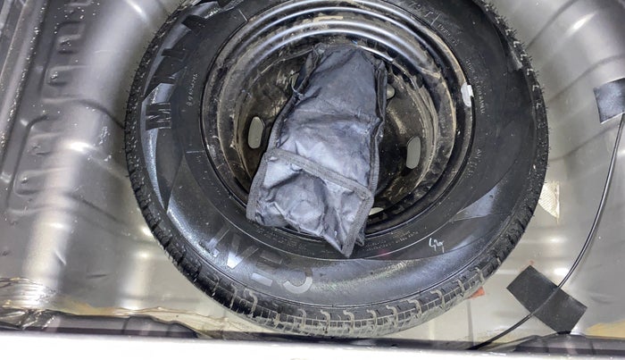 2019 Renault Kwid CLIMBER 1.0 AMT, Petrol, Automatic, 28,952 km, Spare Tyre