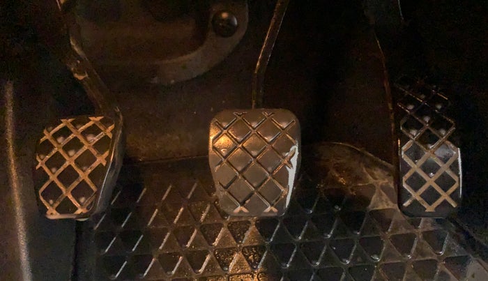 2018 Volkswagen Polo HIGH LINE PLUS 1.0, Petrol, Manual, 48,157 km, Pedals