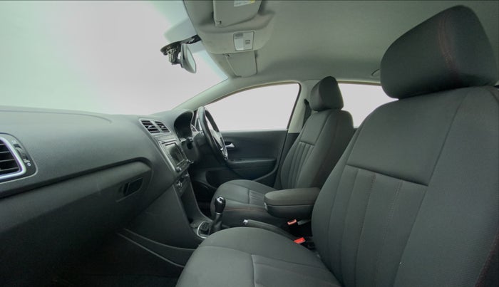 2018 Volkswagen Polo HIGH LINE PLUS 1.0, Petrol, Manual, 48,157 km, Right Side Front Door Cabin