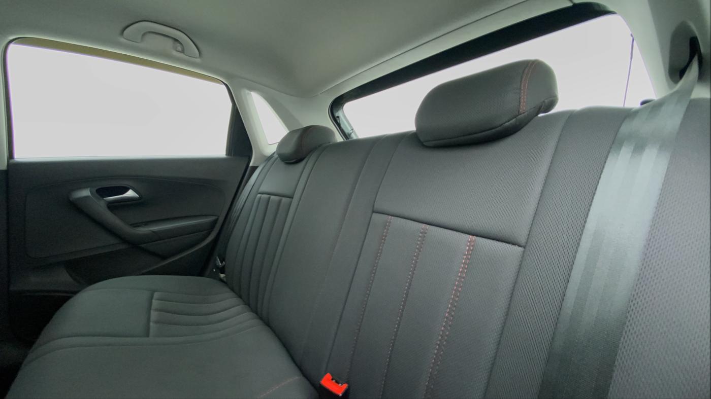 2018 Volkswagen Polo HIGH LINE PLUS 1.0, Petrol, Manual, 48,157 km, Right Side Rear Door Cabin