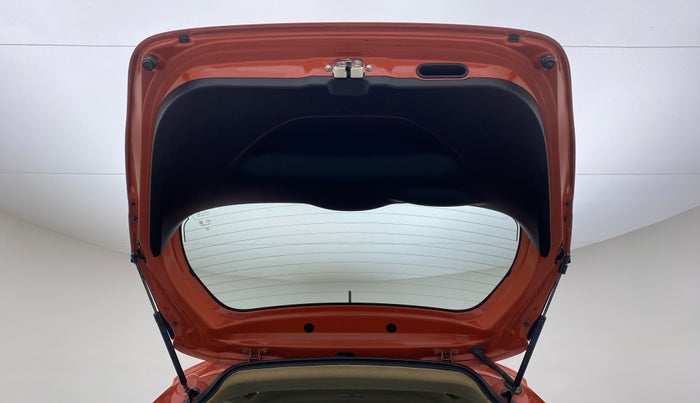 2015 Honda Jazz 1.2 V AT, Petrol, Automatic, 52,347 km, Boot Door Open