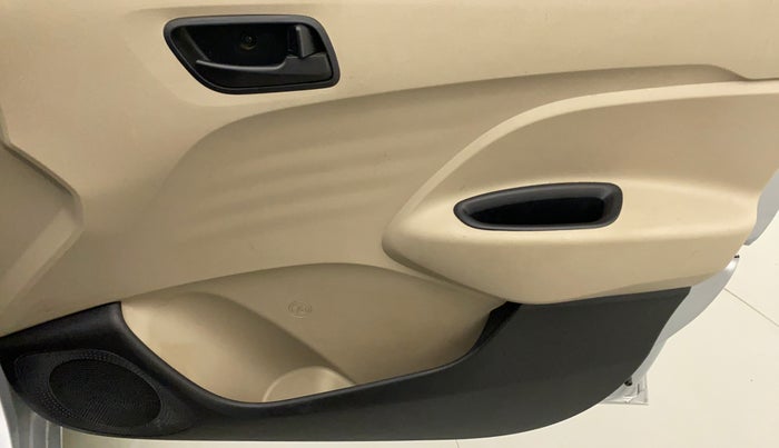 2022 Hyundai NEW SANTRO SPORTZ EXECUTIVE MT CNG, CNG, Manual, 14,138 km, Driver Side Door Panels Control