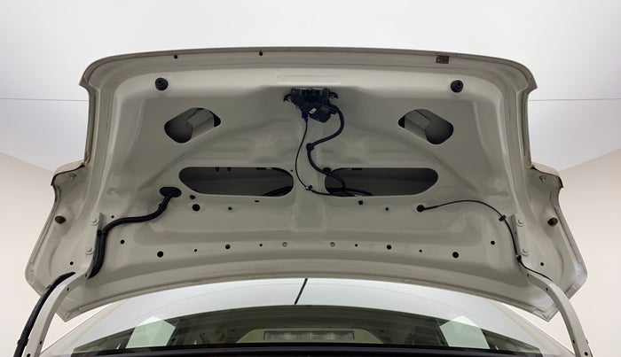 2017 Maruti Dzire VXI AMT, Petrol, Automatic, 31,716 km, Boot Door Open