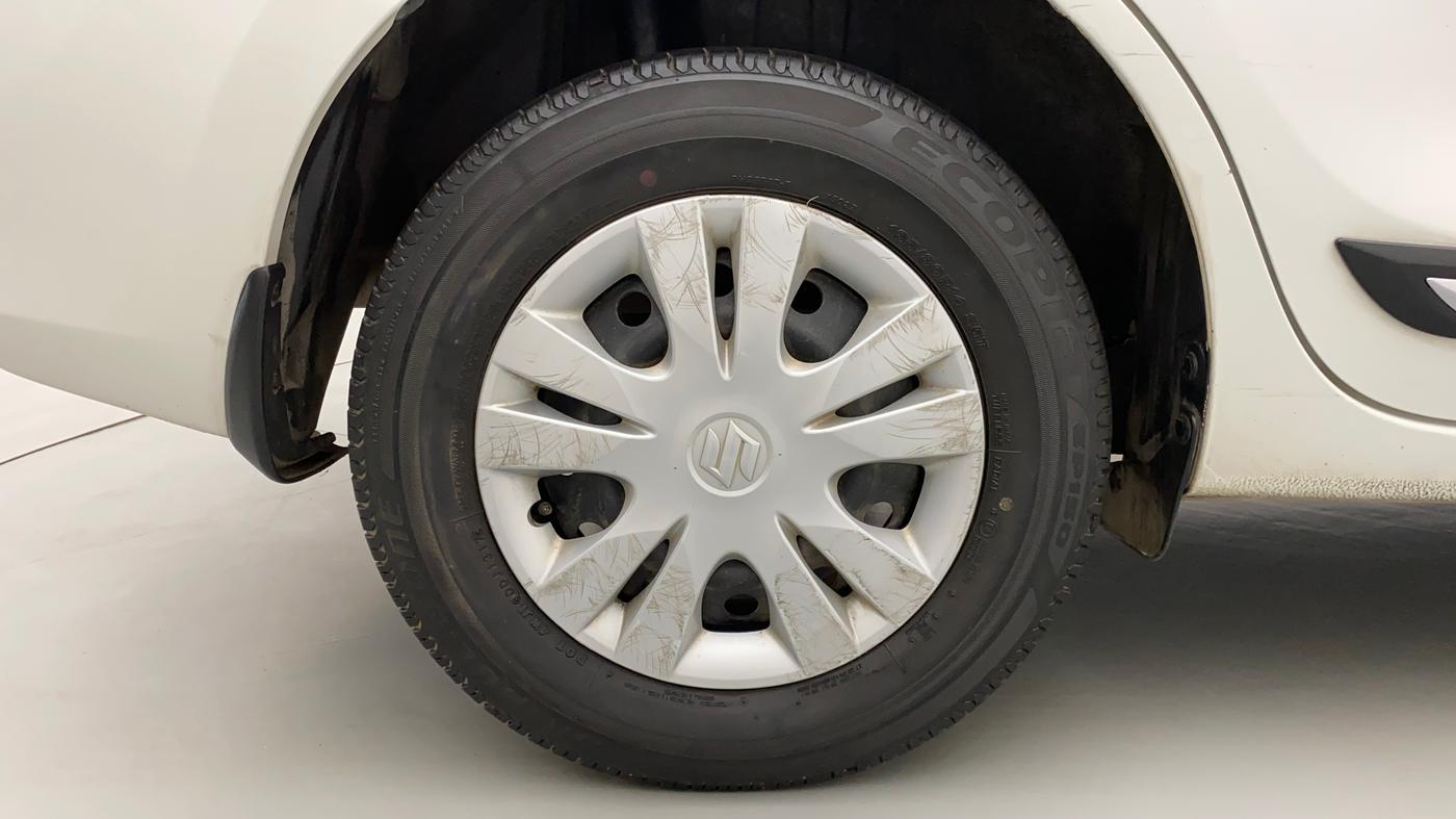 2017 Maruti Dzire VXI AMT, Petrol, Automatic, 31,716 km, Right Rear Wheel