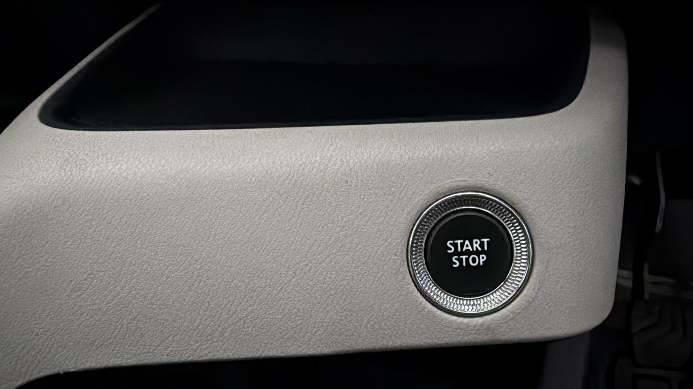 2021 Nissan MAGNITE XV MT, Petrol, Manual, 49,270 km, Keyless Start/ Stop Button