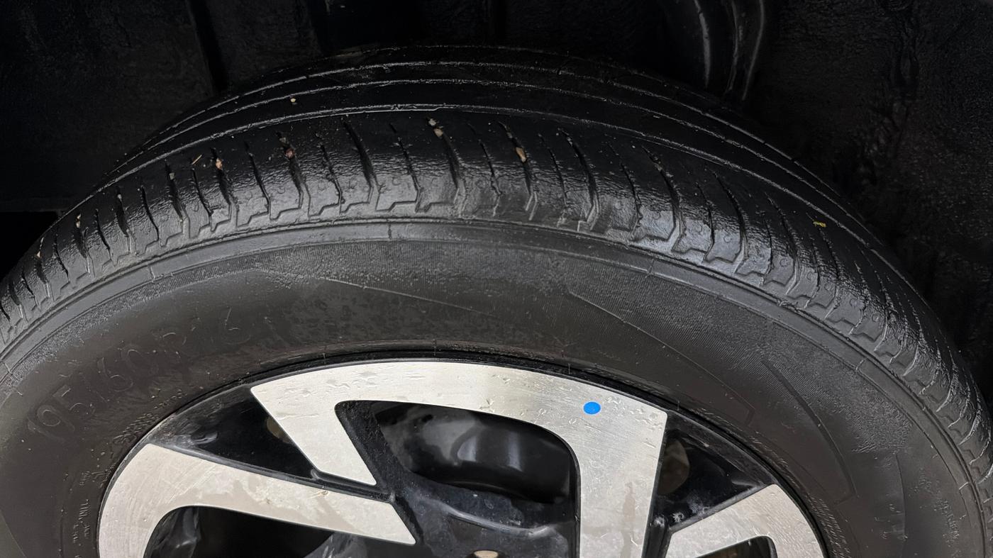 2021 Nissan MAGNITE XV MT, Petrol, Manual, 49,270 km, Right Rear Tyre Tread
