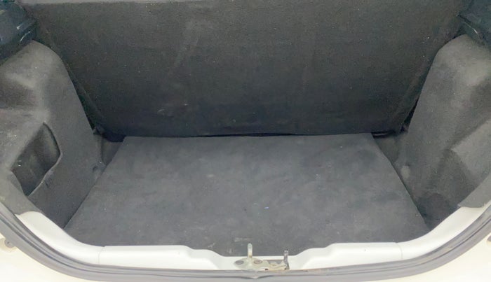 2021 Tata Tiago XT PETROL, Petrol, Manual, 20,843 km, Boot Inside