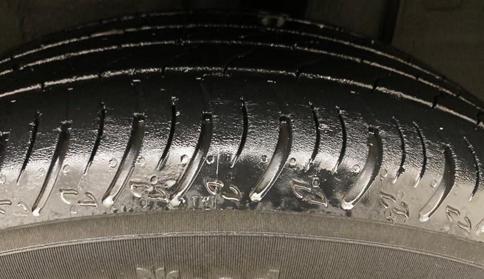 2023 Nissan MAGNITE XV CVT TURBO KURO EDITION , Petrol, Automatic, 19,301 km, Left Rear Tyre Tread