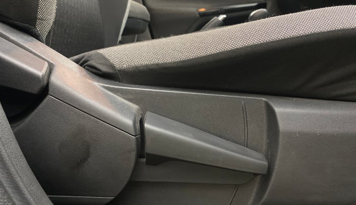 2023 Nissan MAGNITE XV CVT TURBO KURO EDITION , Petrol, Automatic, 19,301 km, Driver Side Adjustment Panel