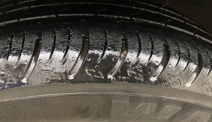 2023 Nissan MAGNITE XV CVT TURBO KURO EDITION , Petrol, Automatic, 19,301 km, Left Front Tyre Tread