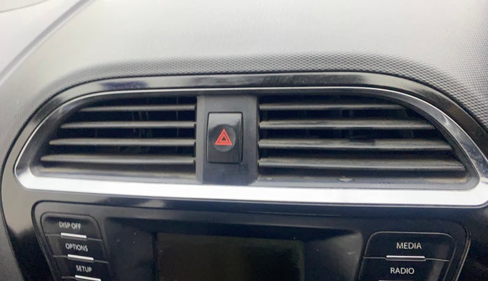 2018 Tata Tiago XZ PETROL, Petrol, Manual, 28,115 km, AC Unit - Front vent has minor damage