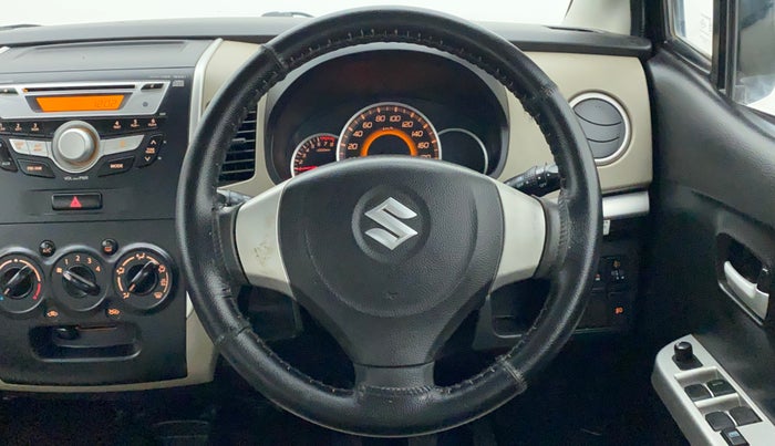 2015 Maruti Wagon R 1.0 VXI, Petrol, Manual, 79,336 km, Steering Wheel Close Up