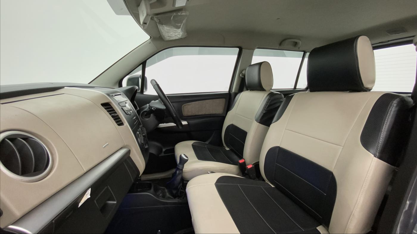 2015 Maruti Wagon R 1.0 VXI, Petrol, Manual, 79,336 km, Right Side Front Door Cabin