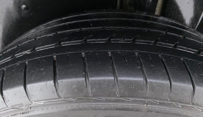 2019 MG HECTOR SHARP 2.0 DIESEL, Diesel, Manual, 32,350 km, Left Rear Tyre Tread