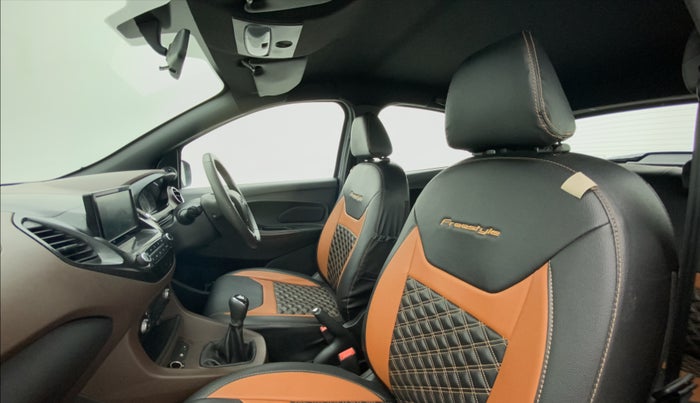 2019 Ford FREESTYLE TITANIUM 1.2 PETROL, Petrol, Manual, 26,718 km, Right Side Front Door Cabin