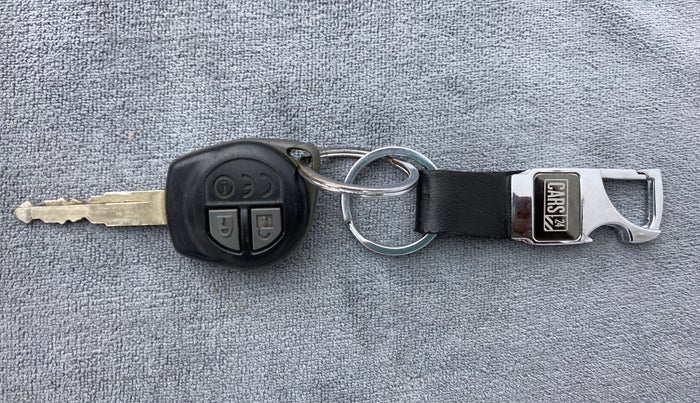 2018 Maruti Dzire VXI, Petrol, Manual, 27,567 km, Key Close Up