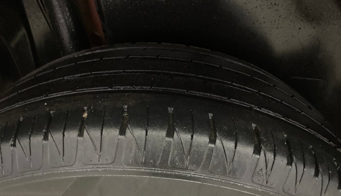 2022 Maruti Vitara Brezza ZXI PLUS, Petrol, Manual, 25,072 km, Right Rear Tyre Tread
