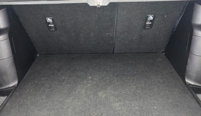 2022 Maruti Vitara Brezza ZXI PLUS, Petrol, Manual, 25,072 km, Boot Inside