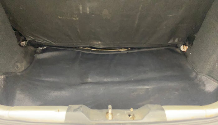 2018 Tata Tiago XZ PETROL, Petrol, Manual, 1,07,695 km, Boot Inside