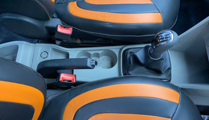 2018 Tata Tiago XZ PETROL, Petrol, Manual, 1,07,695 km, Gear Lever