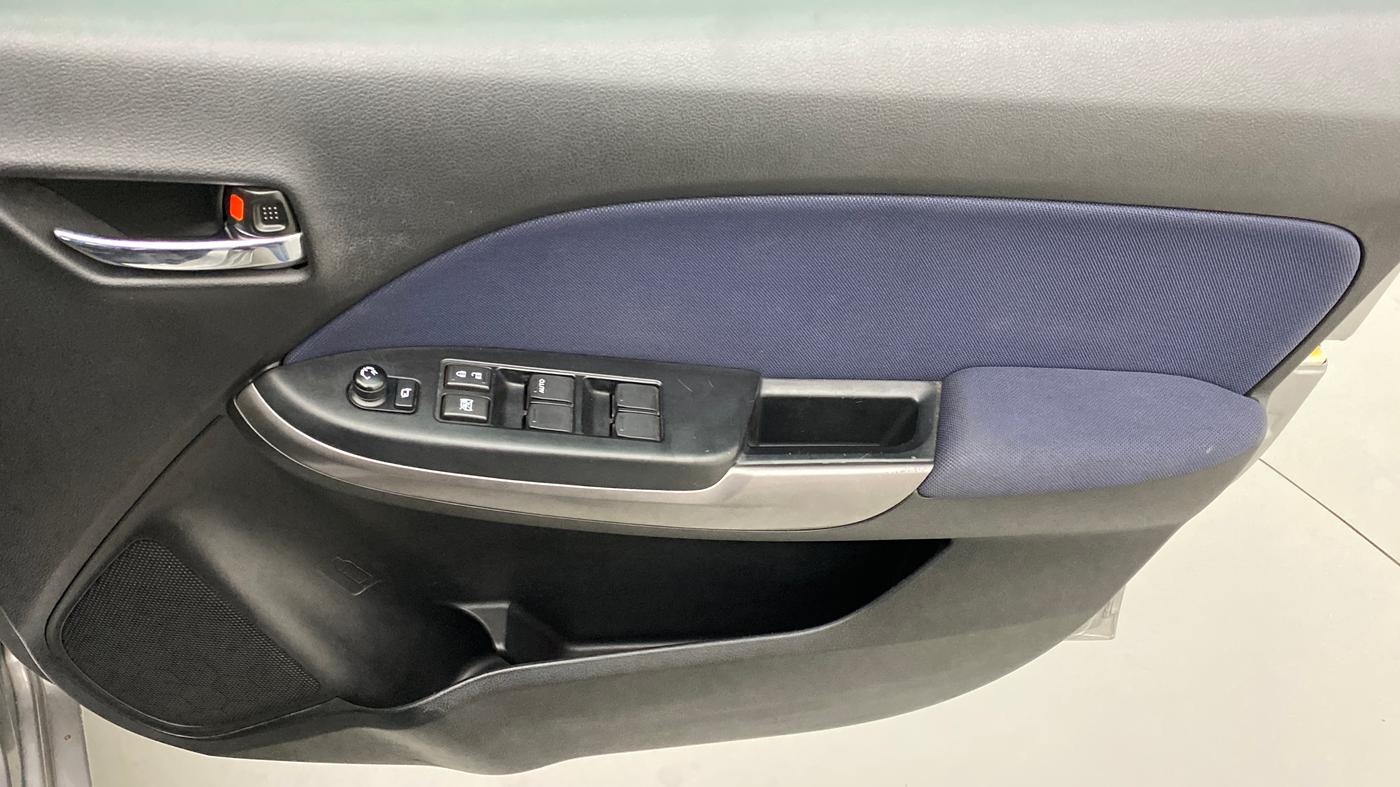 2020 Maruti Baleno ALPHA CVT PETROL 1.2, Petrol, Automatic, 52,980 km, Driver Side Door Panels Control