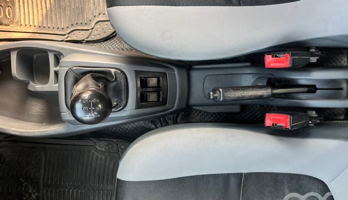 2015 Maruti Alto 800 VXI, Petrol, Manual, 86,725 km, Gear Lever