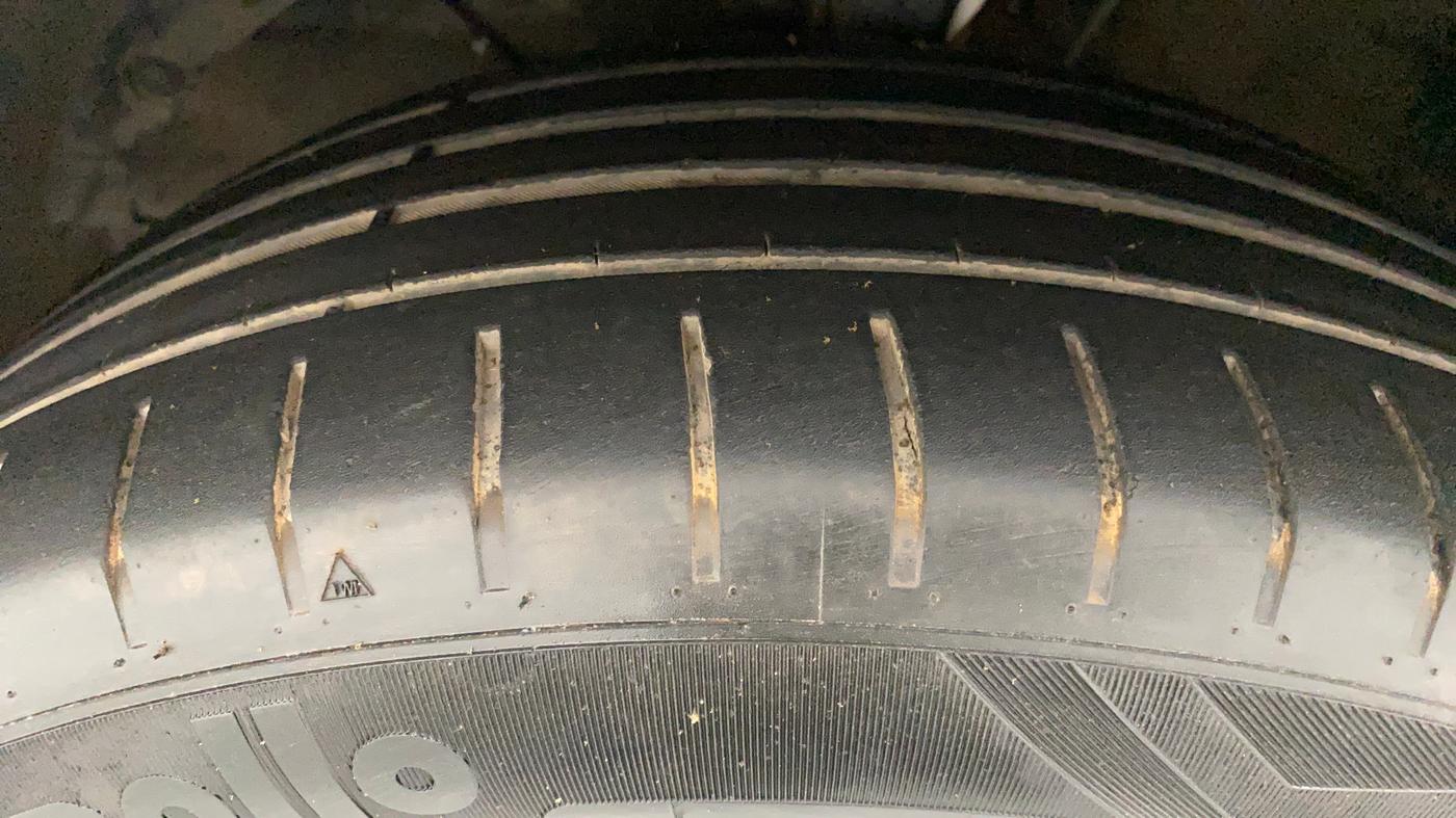 2017 Maruti Baleno ALPHA CVT PETROL 1.2, Petrol, Automatic, 95,683 km, Left Front Tyre Tread
