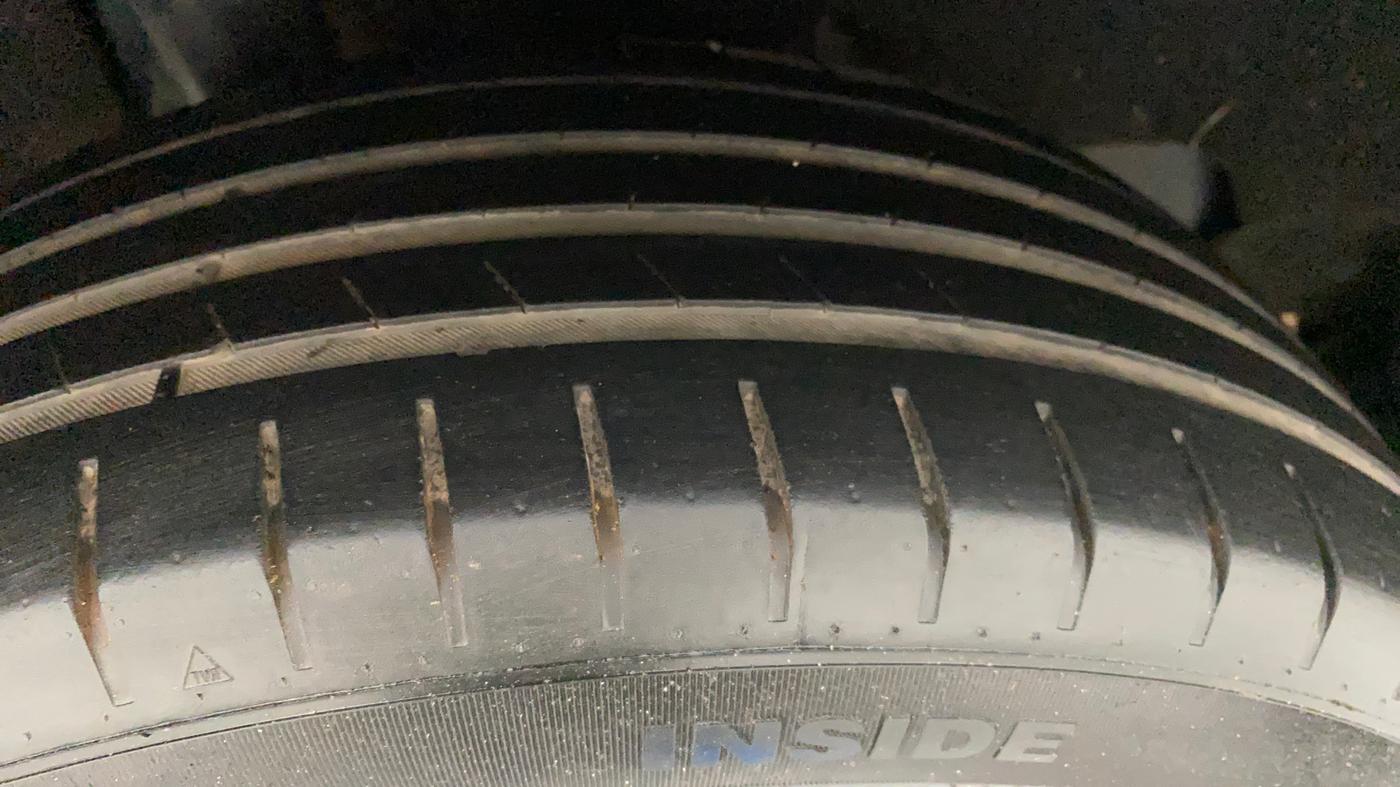 2017 Maruti Baleno ALPHA CVT PETROL 1.2, Petrol, Automatic, 95,683 km, Right Rear Tyre Tread