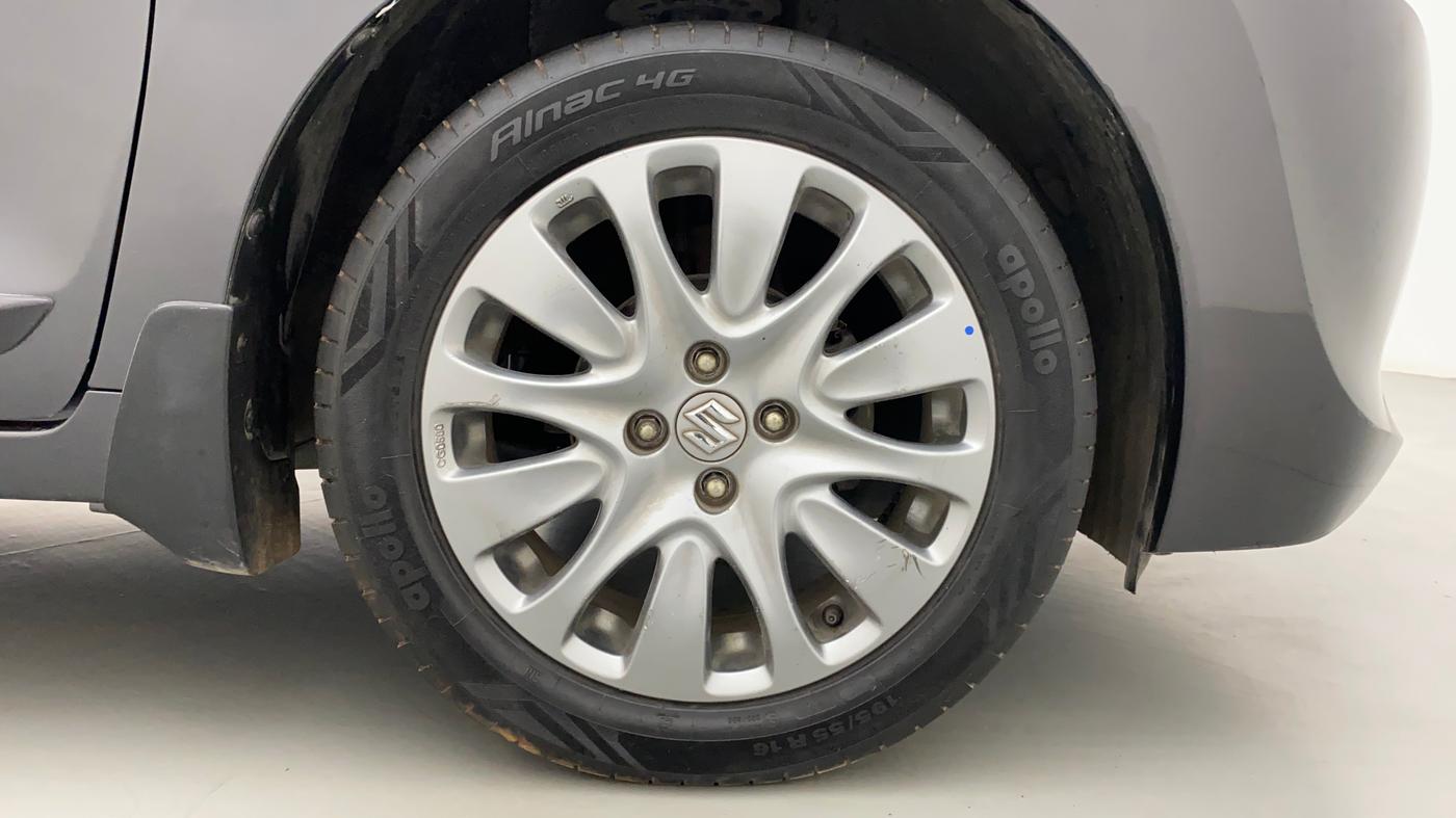 2017 Maruti Baleno ALPHA CVT PETROL 1.2, Petrol, Automatic, 95,683 km, Right Front Wheel