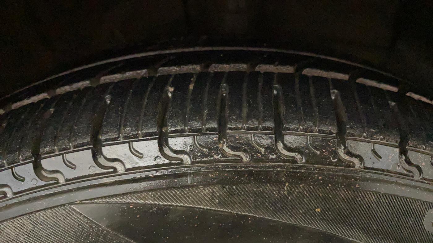 2018 Hyundai NEW SANTRO SPORTZ MT, Petrol, Manual, 38,094 km, Right Front Tyre Tread