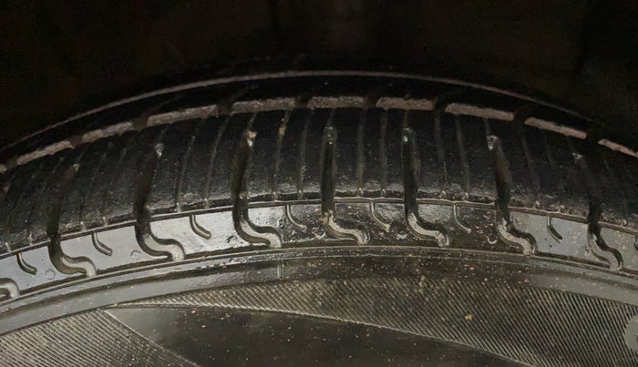 2018 Hyundai NEW SANTRO SPORTZ MT, Petrol, Manual, 38,039 km, Right Front Tyre Tread