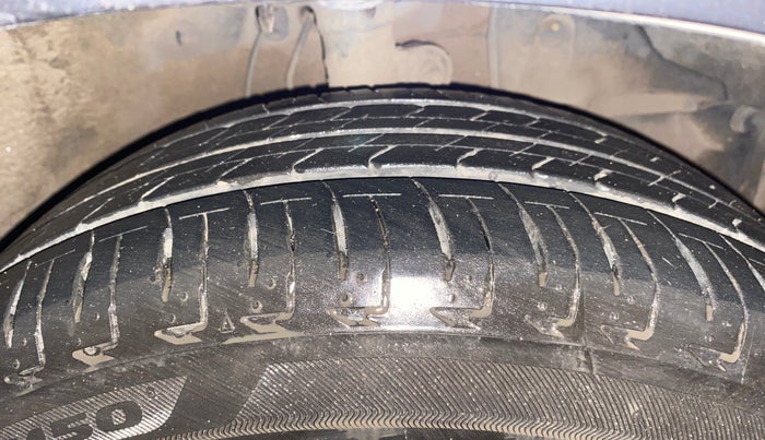 2023 Honda City 1.5L I-VTEC ZX CVT, Petrol, Automatic, 50,961 km, Right Front Tyre Tread