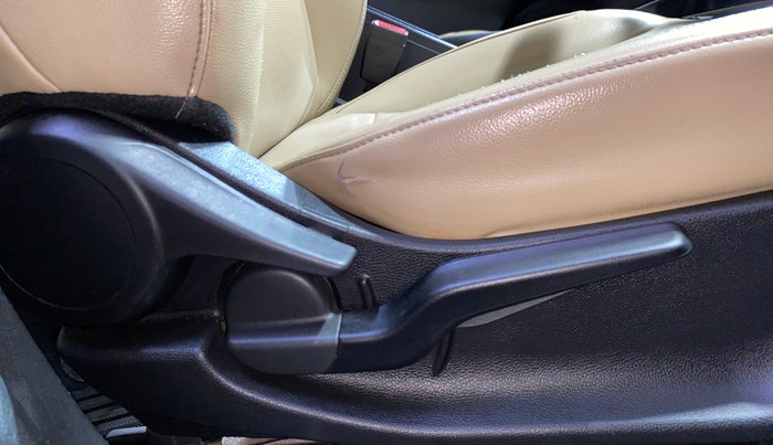 2023 Honda City 1.5L I-VTEC ZX CVT, Petrol, Automatic, 50,961 km, Driver Side Adjustment Panel