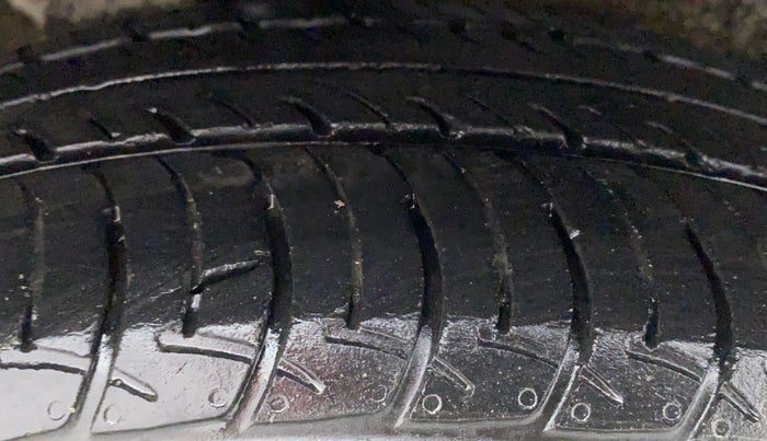 2021 Maruti Celerio VXI CNG, CNG, Manual, 24,742 km, Right Rear Tyre Tread