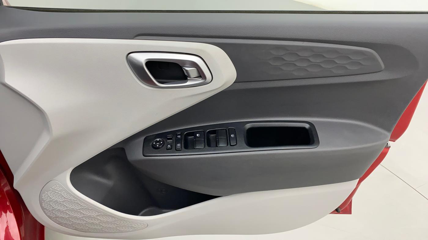 2020 Hyundai GRAND I10 NIOS SPORTZ AMT 1.2 KAPPA VTVT, Petrol, Automatic, 26,234 km, Driver Side Door Panels Control