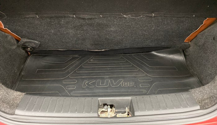 2016 Mahindra Kuv100 K8 D 6 STR, Diesel, Manual, 46,961 km, Boot Inside