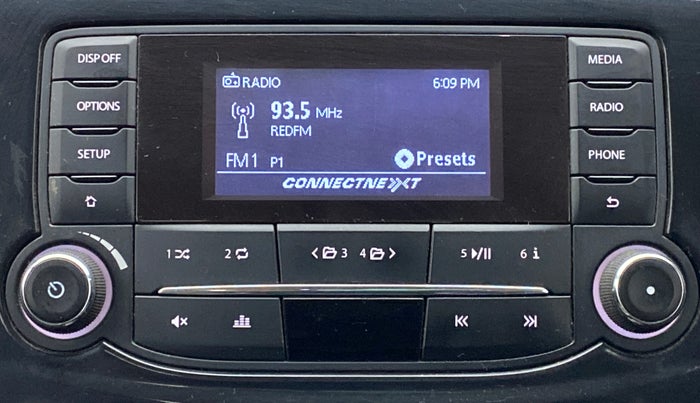 2015 Tata Zest XMS QUADRAJET 90PS, Diesel, Manual, 88,772 km, Infotainment System