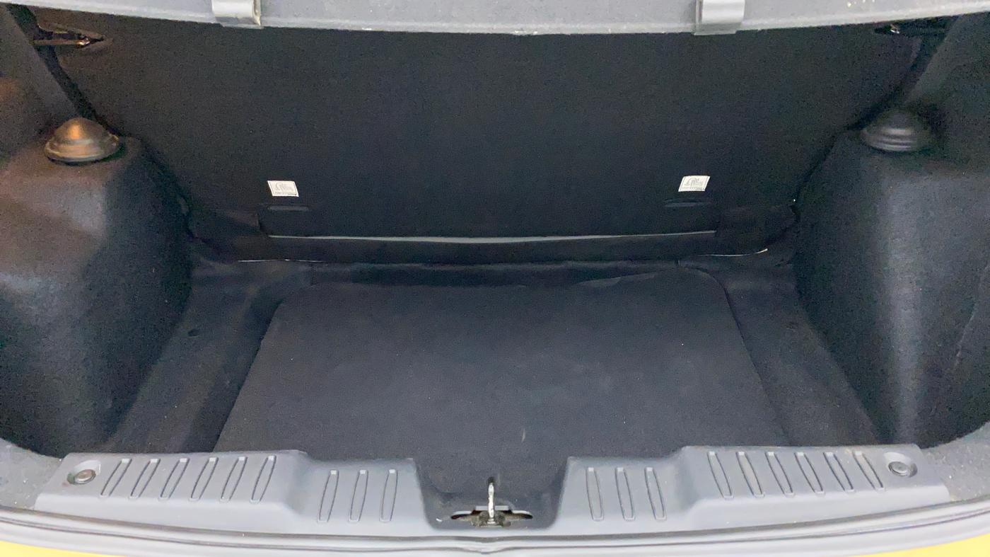 2020 Tata ALTROZ XZ 1.2, Petrol, Manual, 23,753 km, Boot Inside