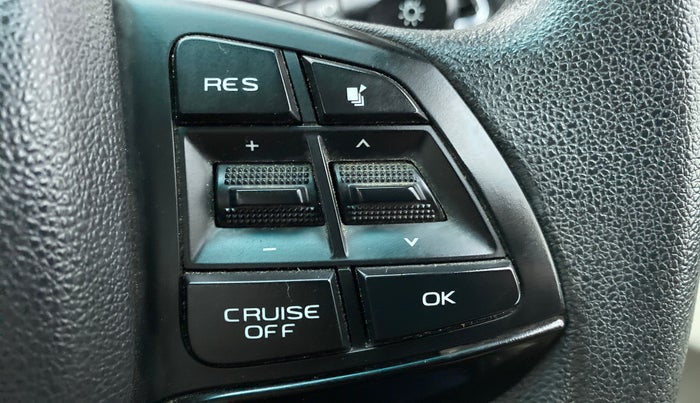 2018 Mahindra MARAZZO M8 7 STR, Diesel, Manual, 31,320 km, Adaptive Cruise Control