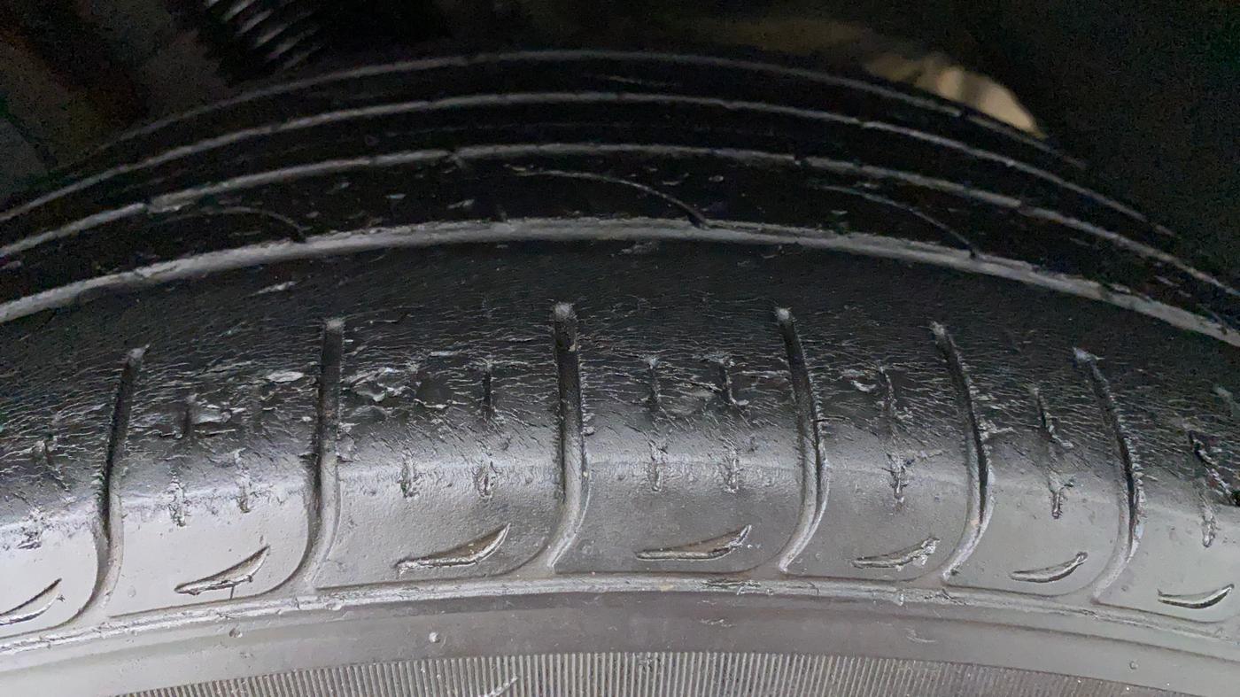 2017 Hyundai Tucson 2WD AT GLS DIESEL, Diesel, Automatic, 39,474 km, Left Rear Tyre Tread