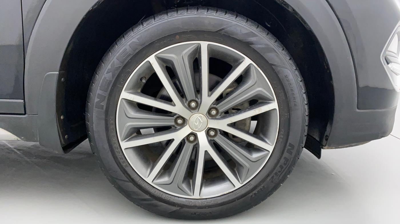 2017 Hyundai Tucson 2WD AT GLS DIESEL, Diesel, Automatic, 39,474 km, Right Front Wheel