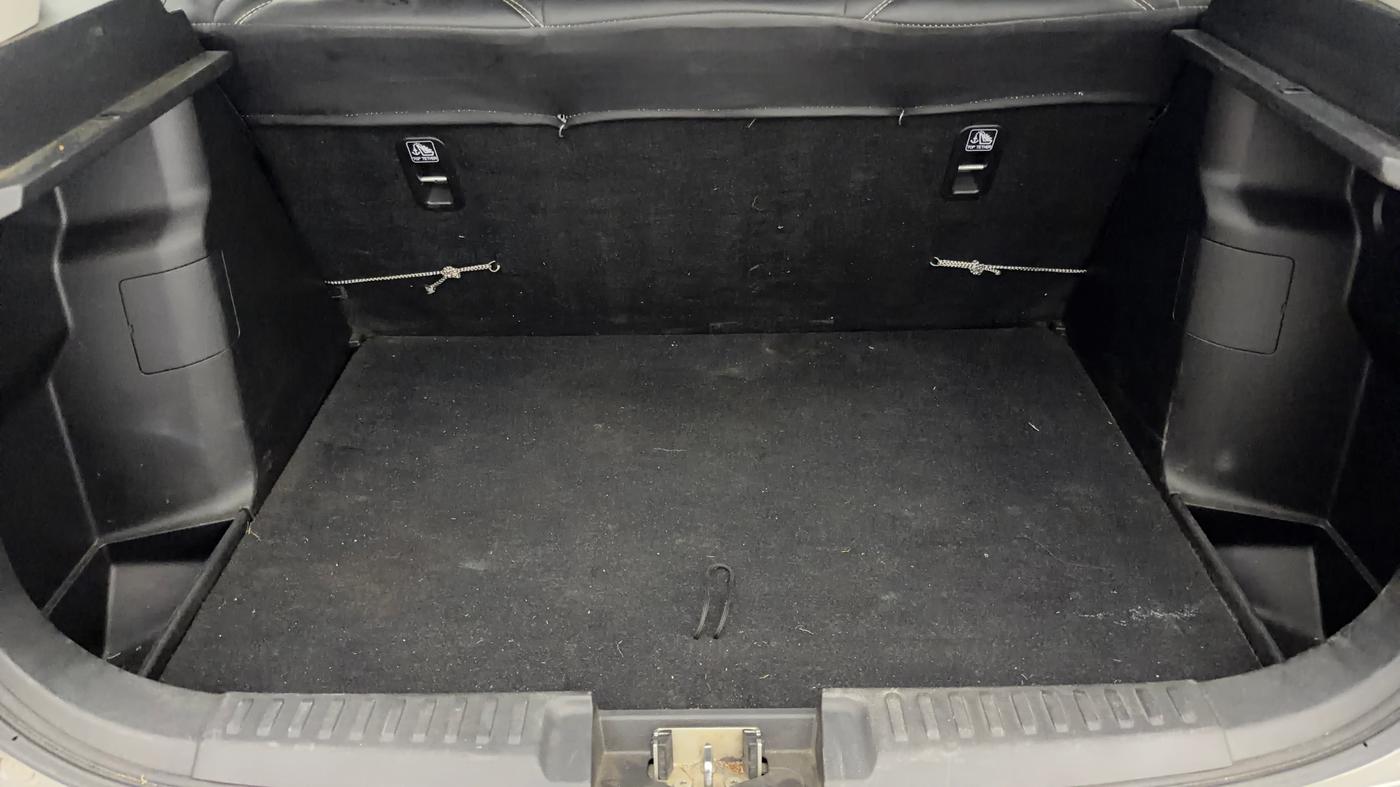 2021 Toyota URBAN CRUISER MID GRADE AT, Petrol, Automatic, 1,02,809 km, Boot Inside