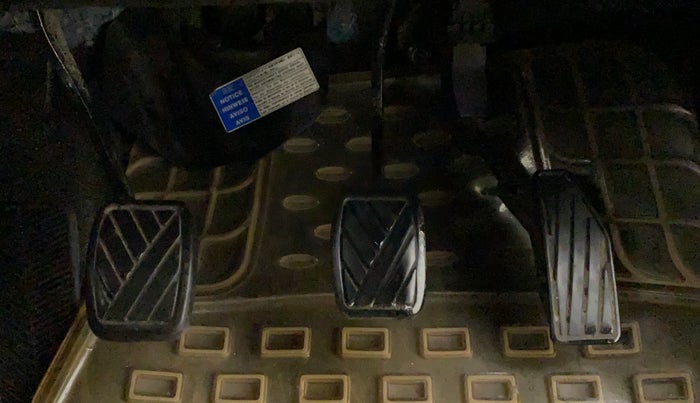 2019 Maruti Baleno DELTA PETROL 1.2, Petrol, Manual, 56,193 km, Pedals
