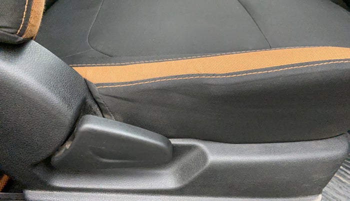2018 Renault Kwid CLIMBER 1.0 AMT, Petrol, Automatic, 56,057 km, Driver Side Adjustment Panel