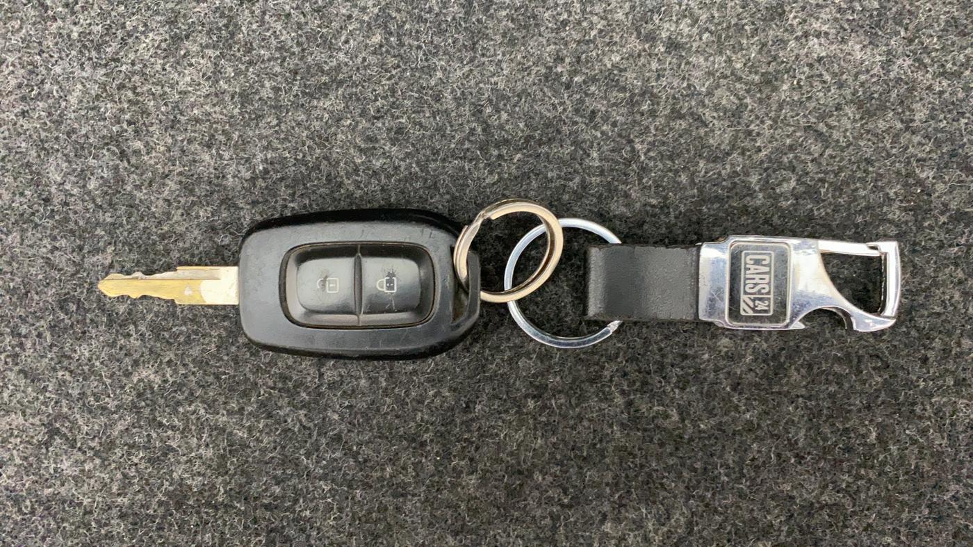 2018 Renault Kwid CLIMBER 1.0 AMT, Petrol, Automatic, 56,057 km, Key Close Up
