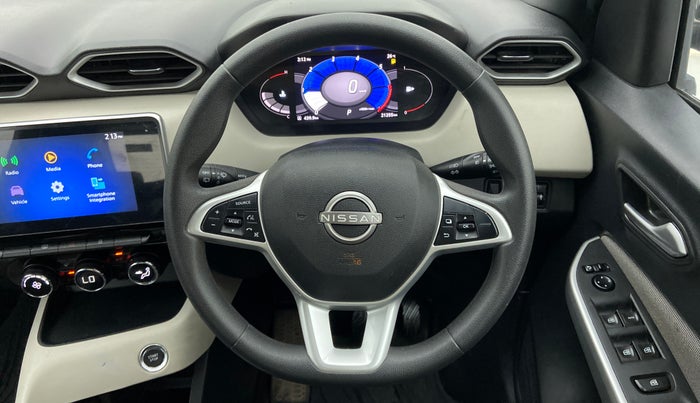 2022 Nissan MAGNITE XV EXECUTIVE TURBO CVT, Petrol, Automatic, 21,255 km, Steering Wheel Close Up